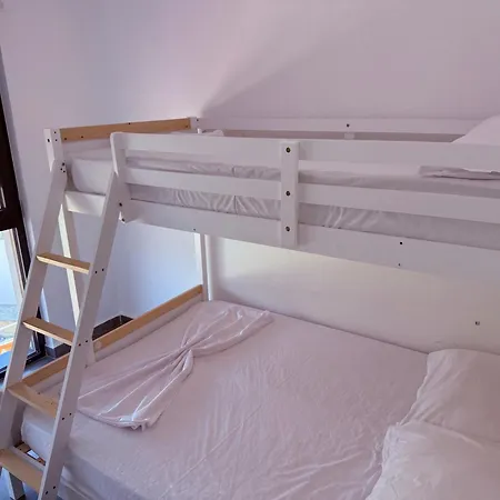 Rana Hedhun * Shëngjin